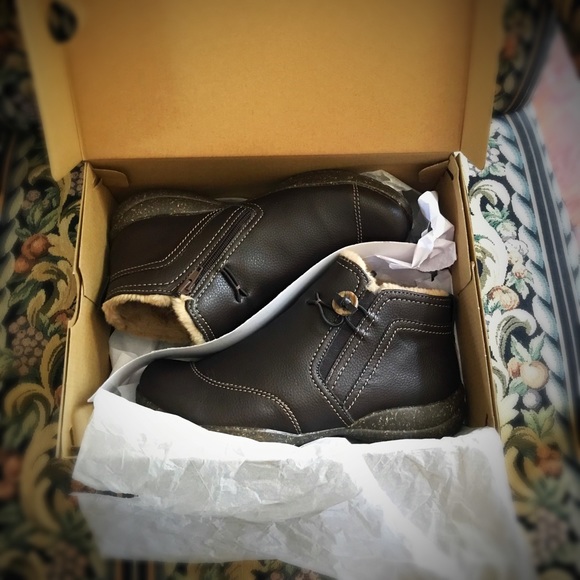 Clarks Collection Roseville Aster Leather Ankle Boots - Picture 3 of 7